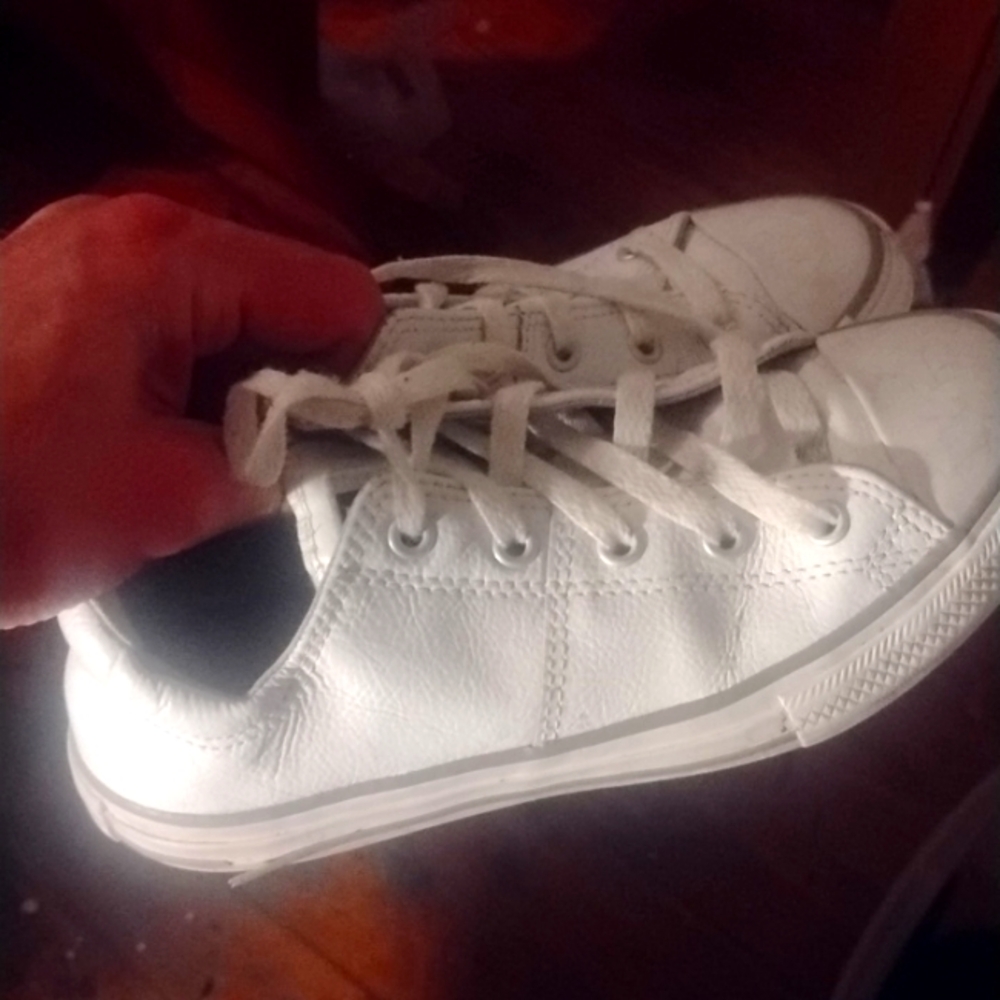 Converse women